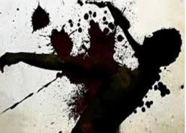 Drunk man hacks wife to death with axe in Sundargarh