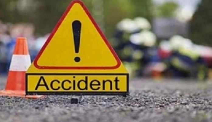 Bus overturns near Cuttack-Paradip State Highway