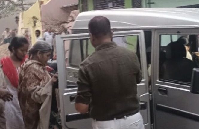 Odisha, cops rescue a woman after she sent an SOS tweet