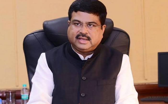 Dharmendra Pradhan condemns attacks on journalists who were covering the election