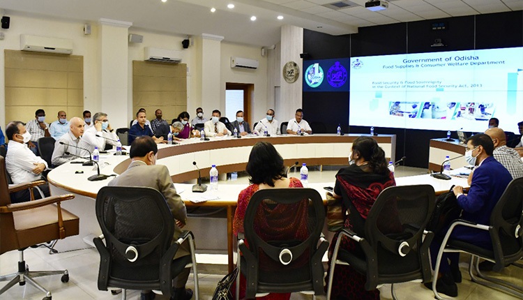 Odisha's Food Security Program is lauded by the Nepal delegation