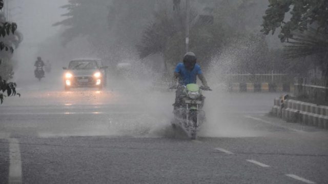 Heavy Rain To Lash 10 Districts in Odisha