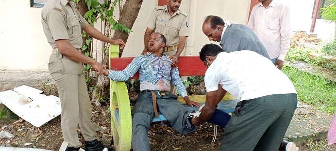 Divyang youth attempts suicide in front of District Collector, SP in Berhampur