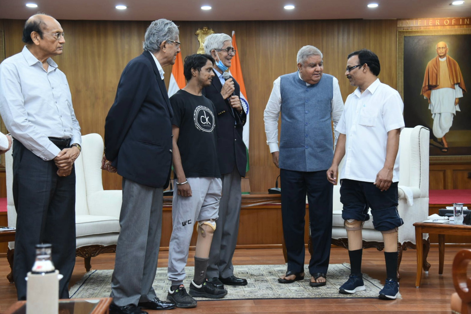 Vice President flags off Jaipur Foot team to Syria to provide artificial limbs to amputees