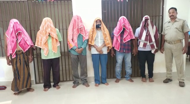 Six Held For Over Rs 1 Crore Cooperative Society Loan Fraud, 6 held 