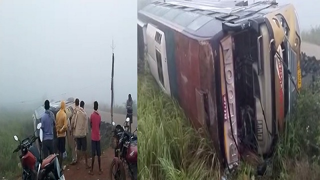 12 injured as bus overturns in Khordha