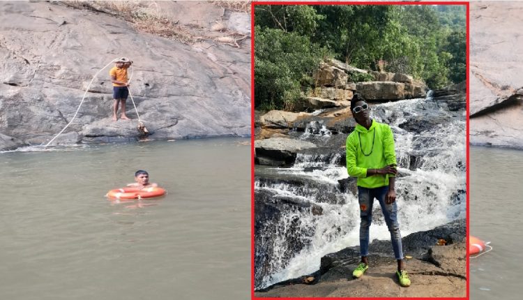Selfie Turns Fatal, Youth Falls Into Waterfall In Nabarangpur