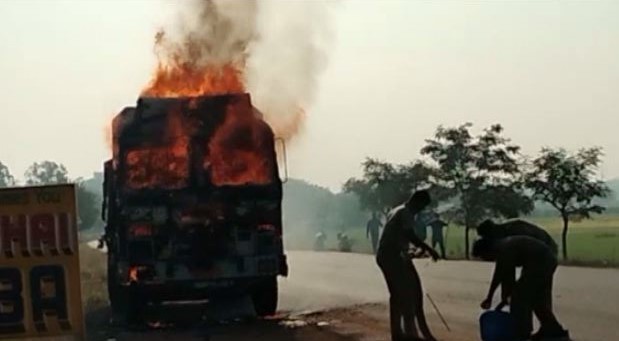 LPG cylinder laden truck catches fire in Sundergharh