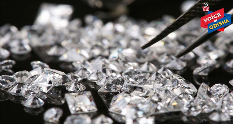 ଓଡ଼ିଶାକୁ ହୀରା ଚୋରାଚାଲାଣ ସମୟରେ ଅଭିଯୁକ୍ତ ଗିରଫ, ୧୭୧ ଖଣ୍ଡ ହୀରା ଜବତ