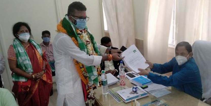 ତିର୍ତ୍ତୋଲ ଉପନିର୍ବାଚନ: ବିଜେଡି ପ୍ରାର୍ଥୀଙ୍କ ପ୍ରାର୍ଥିପତ୍ର ଦାଖଲ