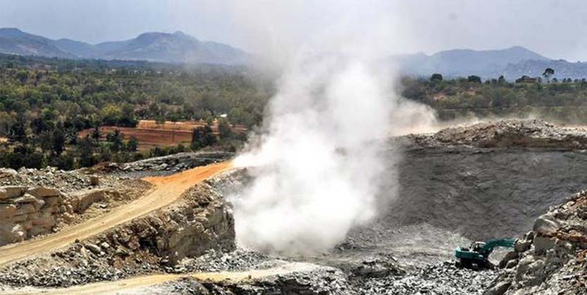 ପଥର ଖାଦାନରେ ବିସ୍ଫୋରଣ : ତିନି ମୃତ