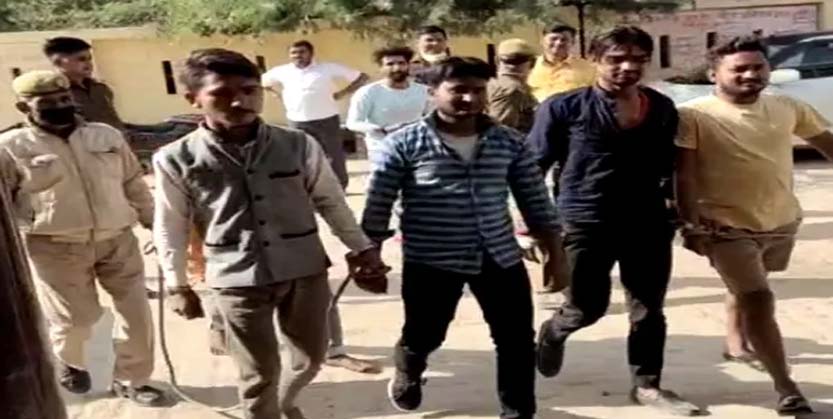 ମସଜିଦରେ ହନୁମାନ ଚାଳିଶା ପଢିଲେ ୪ ଯୁବକ : ତା ପରେ କଣ ହେଲା ଜାଣନ୍ତୁ