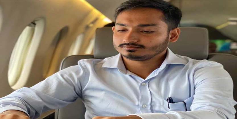 ଟାଟାରେ ଚାକିରି କରୁନଥିବା ନେଇ ମାନିଲା ଆକାଶ ପାଠକ