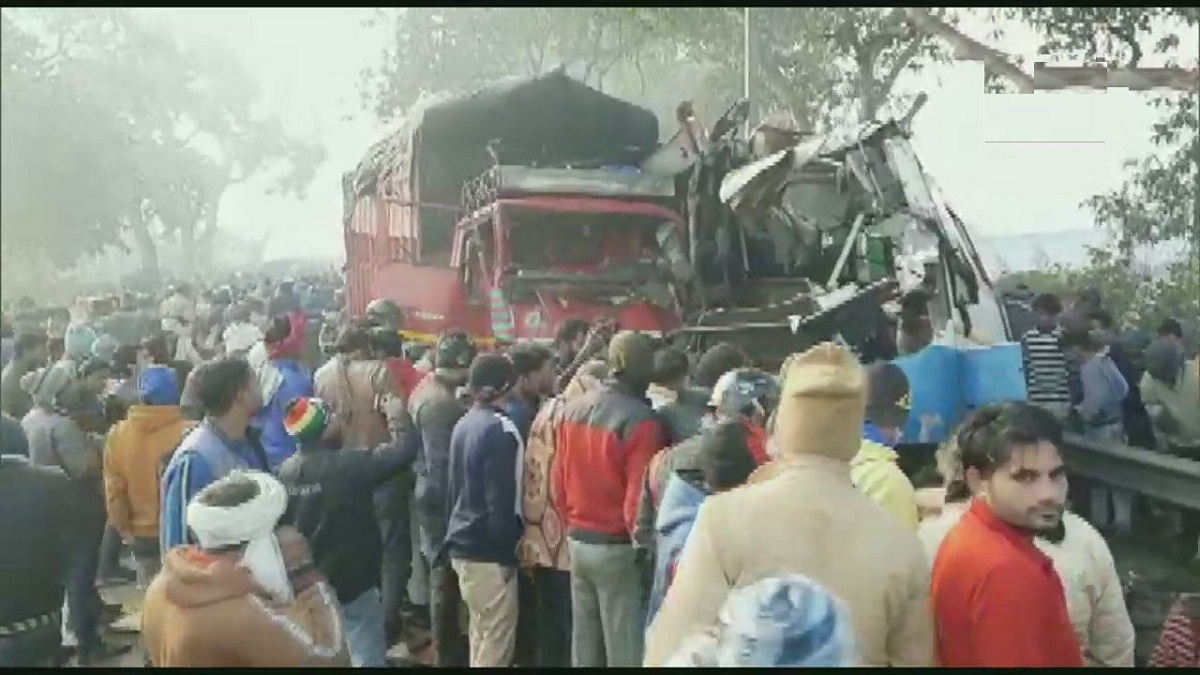 ମର୍ମନ୍ତୁଦ ସଡ଼କ ଦୁର୍ଘଟଣାରେ ୧୦ ମୃତ