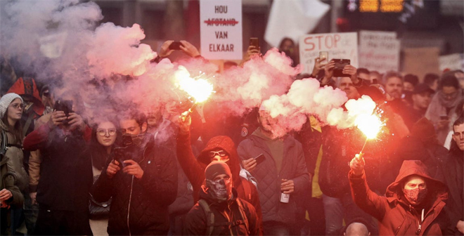 ୟୁରୋପରେ କରୋନା କଟକଣାକୁ ବିରୋଧ