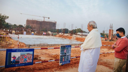 ୮୯ ଇଣ୍ଡୋର ଷ୍ଟାଡିୟମ୍‌ ଭିତ୍ତିପ୍ରସ୍ତର ସ୍ଥାପନ କଲେ ମୁଖ୍ୟମନ୍ତ୍ରୀ