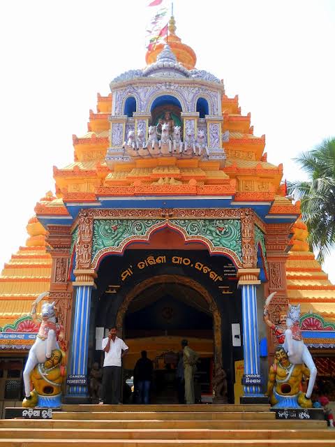 ମକରରେ ଘଟଗାଁ ମା' ତାରିଣୀ ଦର୍ଶନ ମନା 