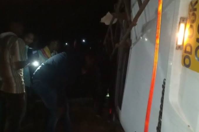 ନିର୍ବାଚନ ଡ୍ୟୁଟିରେ ଯିବାବେଳେ ୩ ଜୀବନ ଗଲା 