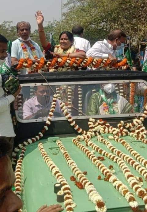 ଶେଷ ଦିନରେ ନାମାଙ୍କନ ପାଇଁ ହାଉଯାଉ 