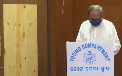 ରାଷ୍ଟ୍ରପତି ନିର୍ବାଚନ, ଭୋଟ୍‌ ଦେଲେ ନବୀନ