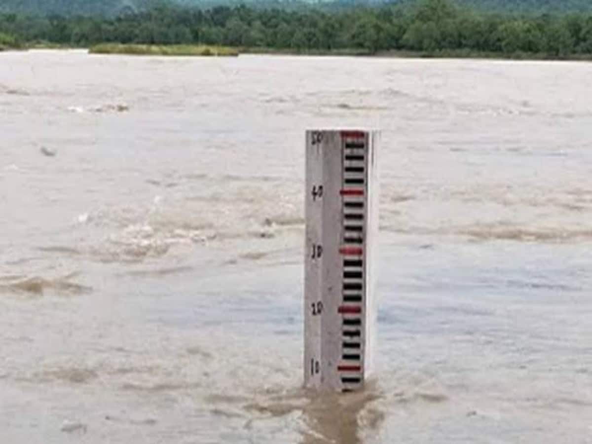 ଲଗାଣରେ ବର୍ଷା ବିପଦ ସଂକେତ ଉପରେ ଜଳକା ନଦୀ