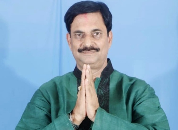 ମନ୍ତ୍ରୀ ପରିଷଦରୁ ଗଣଶିକ୍ଷା ମନ୍ତ୍ରୀ ସମୀର ରଞ୍ଜନ ଦାଶଙ୍କୁ ବାଦ୍ ଦେବାକୁ ଦାବି