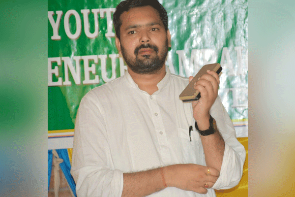 ବିଜେପିରେ ମିଶିଲେ ବିଜେଡି ଯୁବନେତା ତେଜେଶ୍ୱର ପରିଡ଼ା