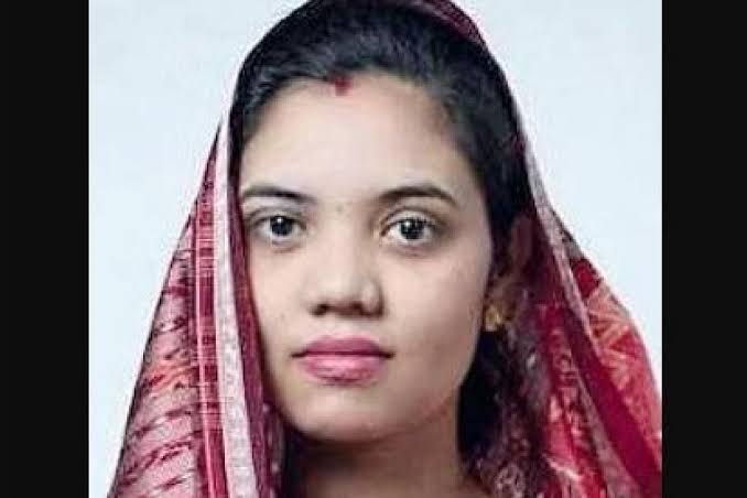 ପଦ୍ମପୁର ଉପନିର୍ବାଚନ : ବିଜୟ ରଞ୍ଜନ ସିଂ ବରିହାଙ୍କ ବଡ଼ ଝିଅ ବର୍ଷା ସିଂ ବରିହା ହେଲେ ବିଜେଡି ପ୍ରାର୍ଥୀ 