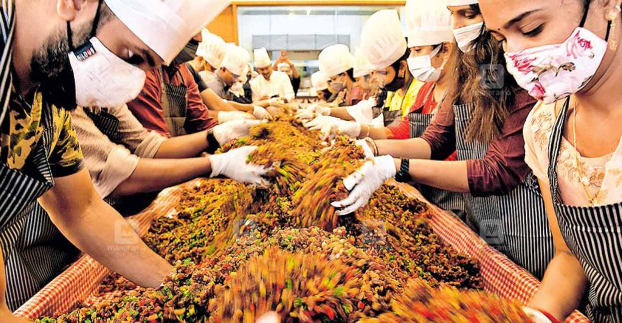  ବଡଦିନ ପାଇଁ  କେକ୍‌ ମିଶ୍ରଣ ଉତ୍ସବ