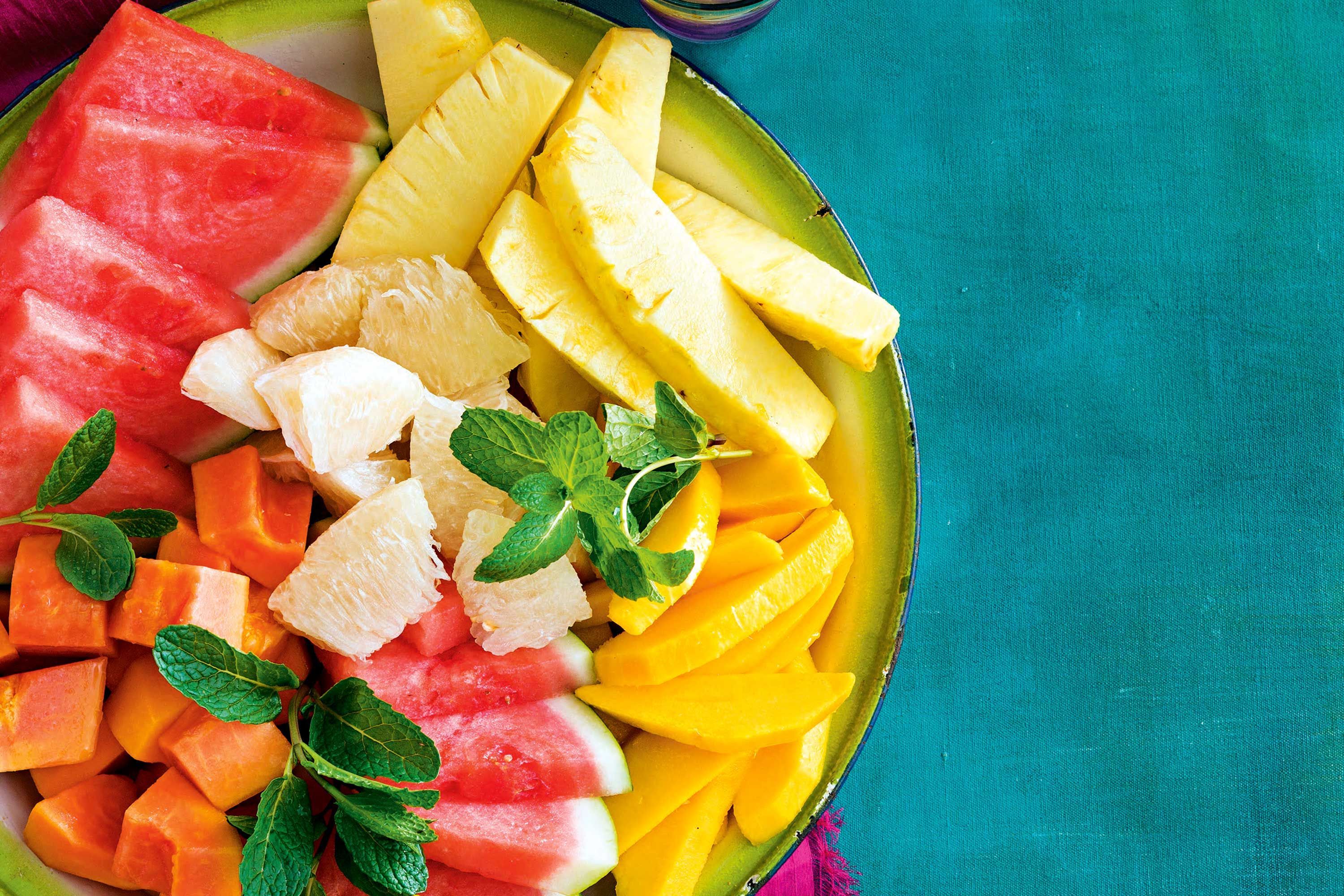 ଆପଣ ଫ୍ରୁଟ୍ସରେ ଲୁଣ ପକାଇ ଖାଉଛନ୍ତି କି ?