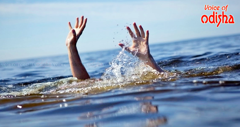 ସାବେରୀ ନଦୀରେ ବୁଡିଗଲା ଡଙ୍ଗା, ୩ ନିଖୋଜ