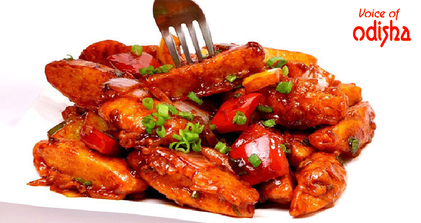 କେମିତି ତିଆରି ହେବ ଚିଲି ଇଡଲି: ଥରେ ଖାଇଲେ ପାଟିରୁ ଛାଡିବ ନାହିଁ