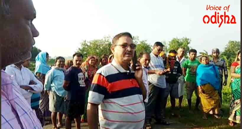 ରାସ୍ତା କଡ଼ରୁ ଅଚେତ ମହିଳା ଉଦ୍ଧାର