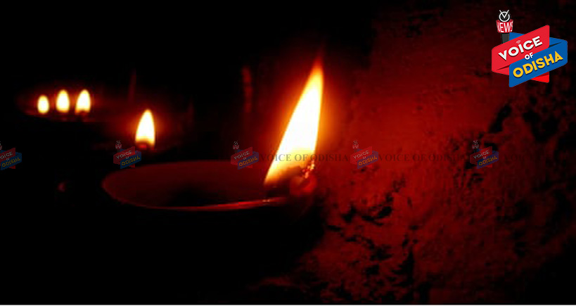 ଦୀପ ନିଆଁରେ ଜଳିଗଲେ ଗର୍ଭବତୀ