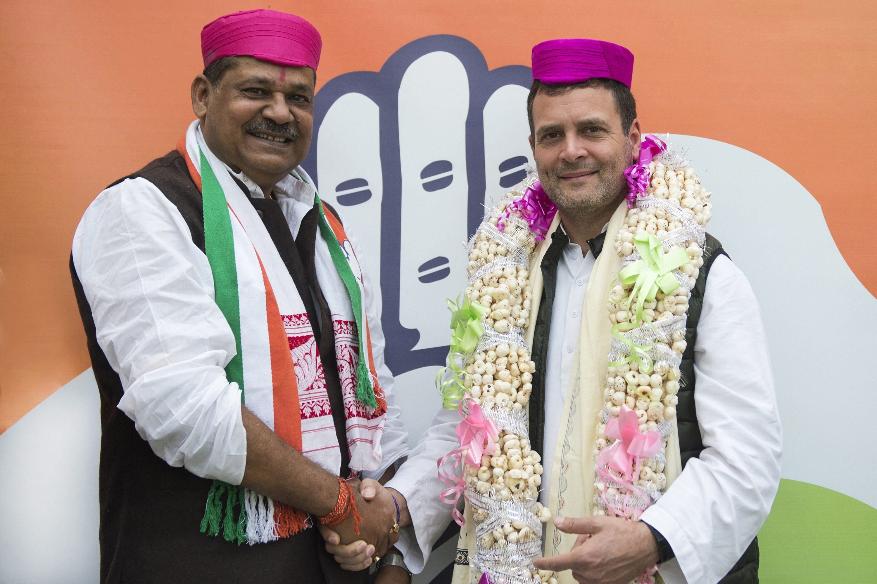 କଂଗ୍ରେସରେ ଯୋଗ ଦେଲେ ପୂର୍ବତନ କ୍ରିକେଟର୍ କୀର୍ତ୍ତି ଆଜାଦ୍ 