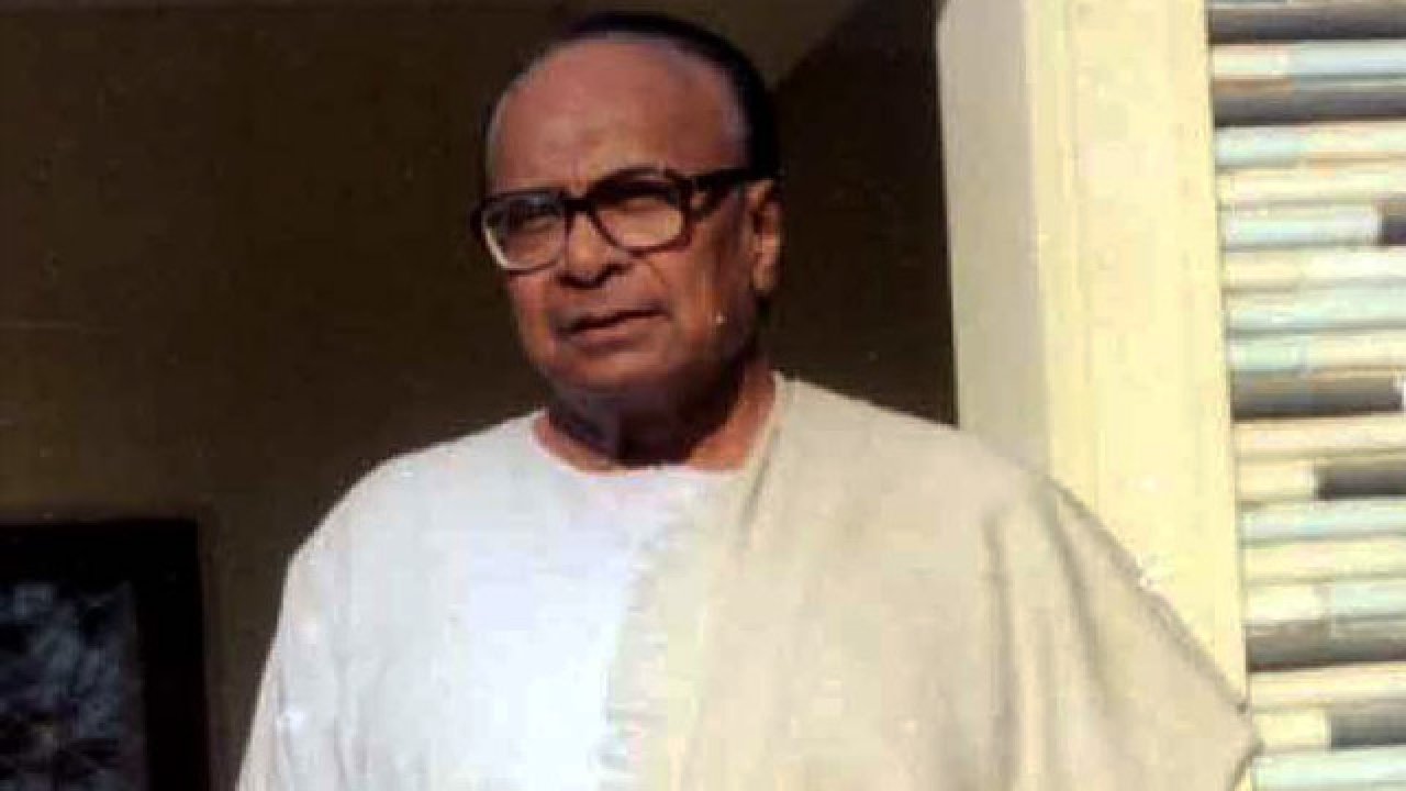 ବିଜୁ ବାବୁଙ୍କ ଉପରେ ଆଉ ଏକ ପୁସ୍ତକ," ଦି ଆଡଭେଞ୍ଚର୍ସ ଅଫ ଦି ଡେୟାର ଡେଭିଲ ଡେମୋକ୍ରାଟ” 