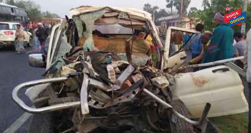 ସ୍କର୍ପିଓ ଟ୍ରାକ୍ଟର ମଧ୍ୟରେ ମୁହାଁମୁହିଁ ଧକ୍କା, ୧୧ ମୃତ ୪ ଆହତ