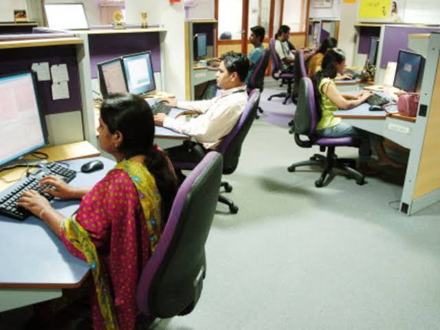 ରାଜଧାନୀ ବାହାରୁ ଆସିବେନି ସରକାରୀ କର୍ମଚାରୀ |