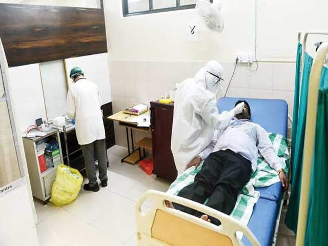 ଲକ୍ଷଣ ନଥିଲେ ଘରେ ରହି ଚିକିତ୍ସା ହେବେ ଆକ୍ରାନ୍ତ |