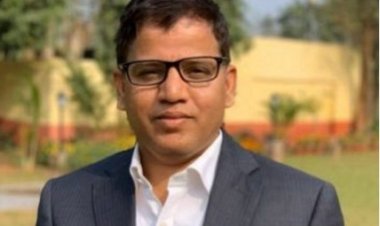 ଏସ୍ଆରସି ହେଲେ ନିକୁଞ୍ଜ ଧଳ
