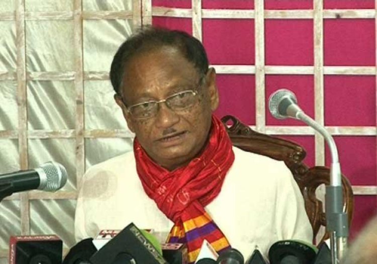 ପୁଣି ଚର୍ଚ୍ଚାରେ ଗିରିଧର, ଜାଣନ୍ତୁ କାହିଁକି