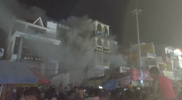 ଲକ୍ଷ୍ମୀ ମାର୍କେଟ୍‌ କମ୍ପ୍ଲେକ୍ସରେ ନିଆଁ ଲାଗିବା ଘଟଣା : ୩୬ଘଣ୍ଟା ପରେ ହେଲା ଆୟତ୍ତ