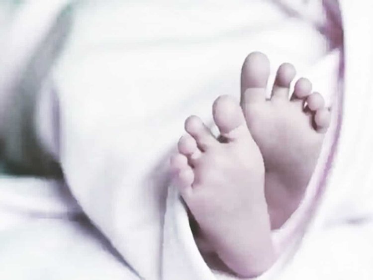 ଶିଶୁ ଉପରେ ଚଢ଼ିଗଲା ଟ୍ରାକ୍ଟର