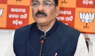 ରାଜ୍ୟରେ ନକଲି ଶାସନ ଚାଲିଛି ଯେଉଁଥିରେ ସବୁକିଛି ନକଲି କହିଲେ ଗୋଲକ ମହାପାତ୍ର