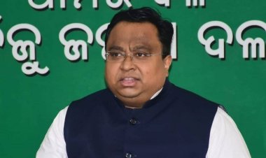 କୋଟିଆ ପ୍ରସଙ୍ଗରେ କେନ୍ଦ୍ରମନ୍ତ୍ରୀ ଧର୍ମେନ୍ଦ୍ର ପ୍ରଧାନଙ୍କୁ ଟାର୍ଗେଟ କଲେ ବିଜେଡି ସାଂସଦ ସସ୍ମିତ ପାତ୍ର