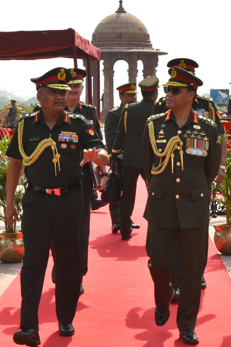 BANGLADESH ARMY CHIEF ARRIVES ON THREE DAY VISIT