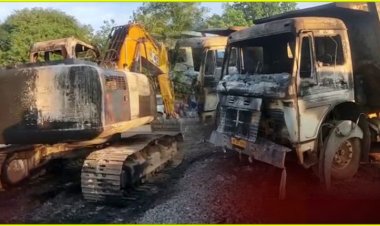 Maoists torch several vehicles in Rayagada