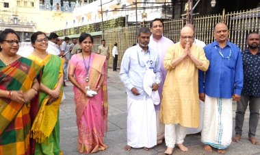 ‘ଇସ୍ରୋ’ ବୈଜ୍ଞାନିକ ଚନ୍ଦ୍ରଯାନ ୩ ଉତ୍‌କ୍ଷେପଣ ପୂର୍ବରୁ ତିରୁପତି ମନ୍ଦିର ଯାଇ କଲେ ପୂଜାର୍ଚ୍ଚନା