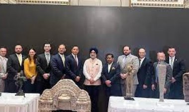 ଆମେରିକା ଫେରାଇଲା ଭାରତକୁ ୧୦୫ ପ୍ରାଚୀନ କଳାକୃତି