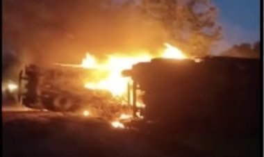 2 trucks collide, driver of one burnt alive in Sambalpur